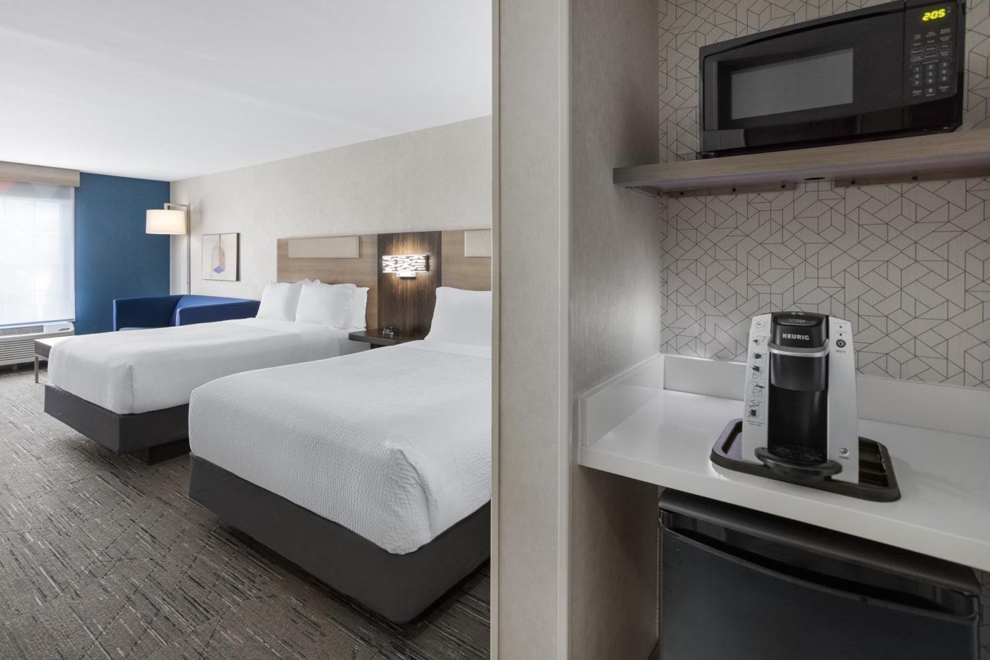 Holiday Inn Express Hotel & Suites Brattleboro, An Ihg Hotel Dış mekan fotoğraf